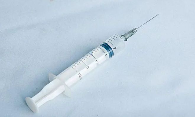 了解注射器挤压力测试流程：万能试验机的应用与解析！AG九游会(图1)
